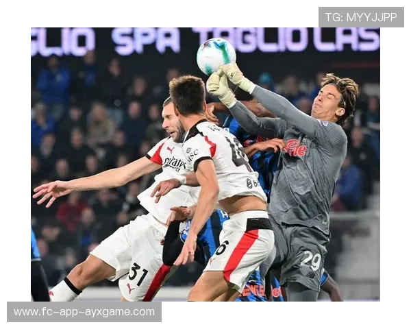 AC米兰—托莫里后场长传找到锋线点