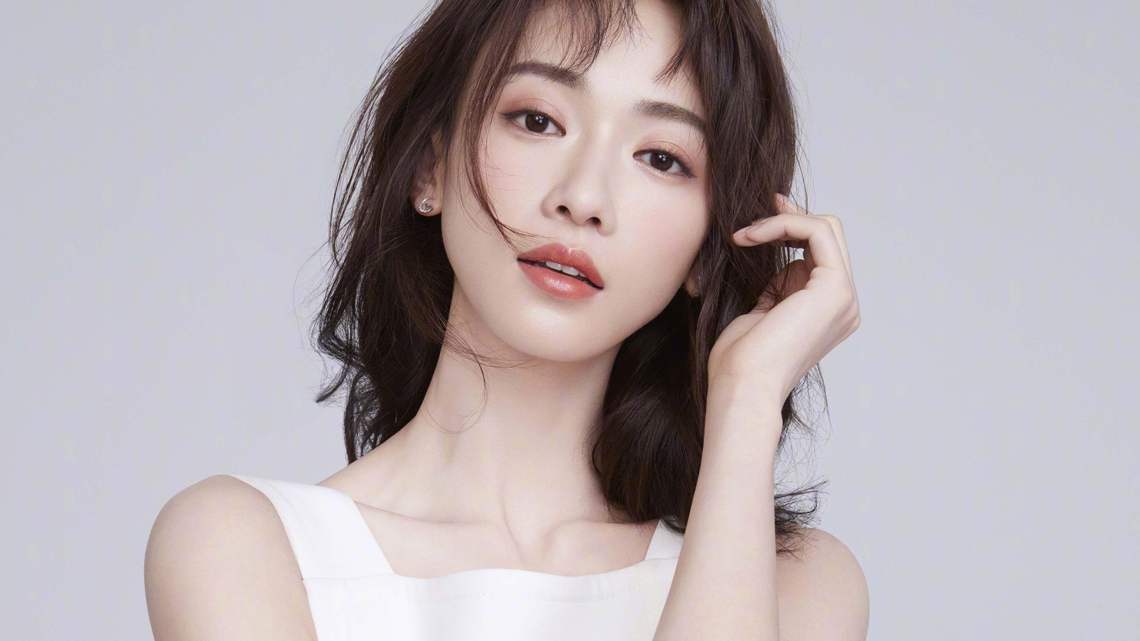 拜仁双后腰拦截覆盖能力极强,拜仁套后腰