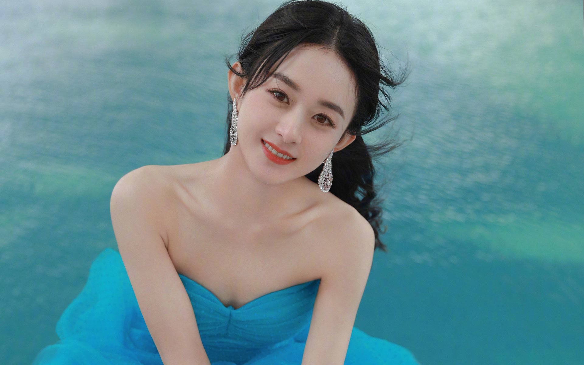 -边锋内切是否成为战术进攻组织的常规环节，内切型边锋和伪边锋冲突吗