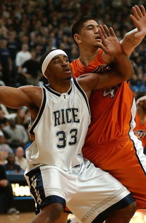 爱游戏app-中小学篮球师资力量持续提升形成专业梯队，中小学篮球培训方案